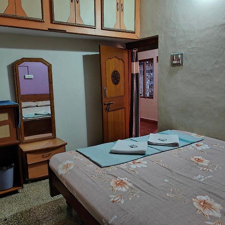 Rocky Guesthouse Hampi Luaran gambar