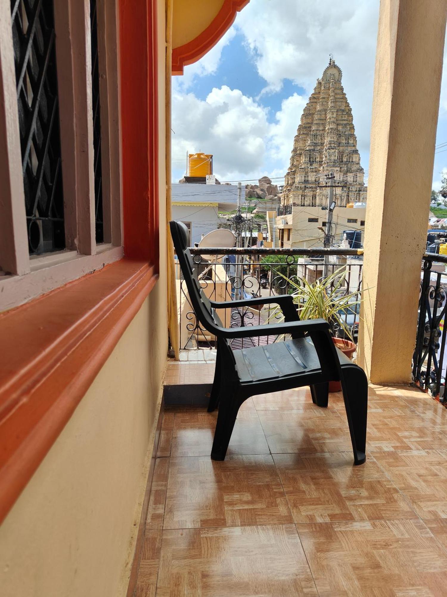 Rocky Guesthouse Hampi Luaran gambar